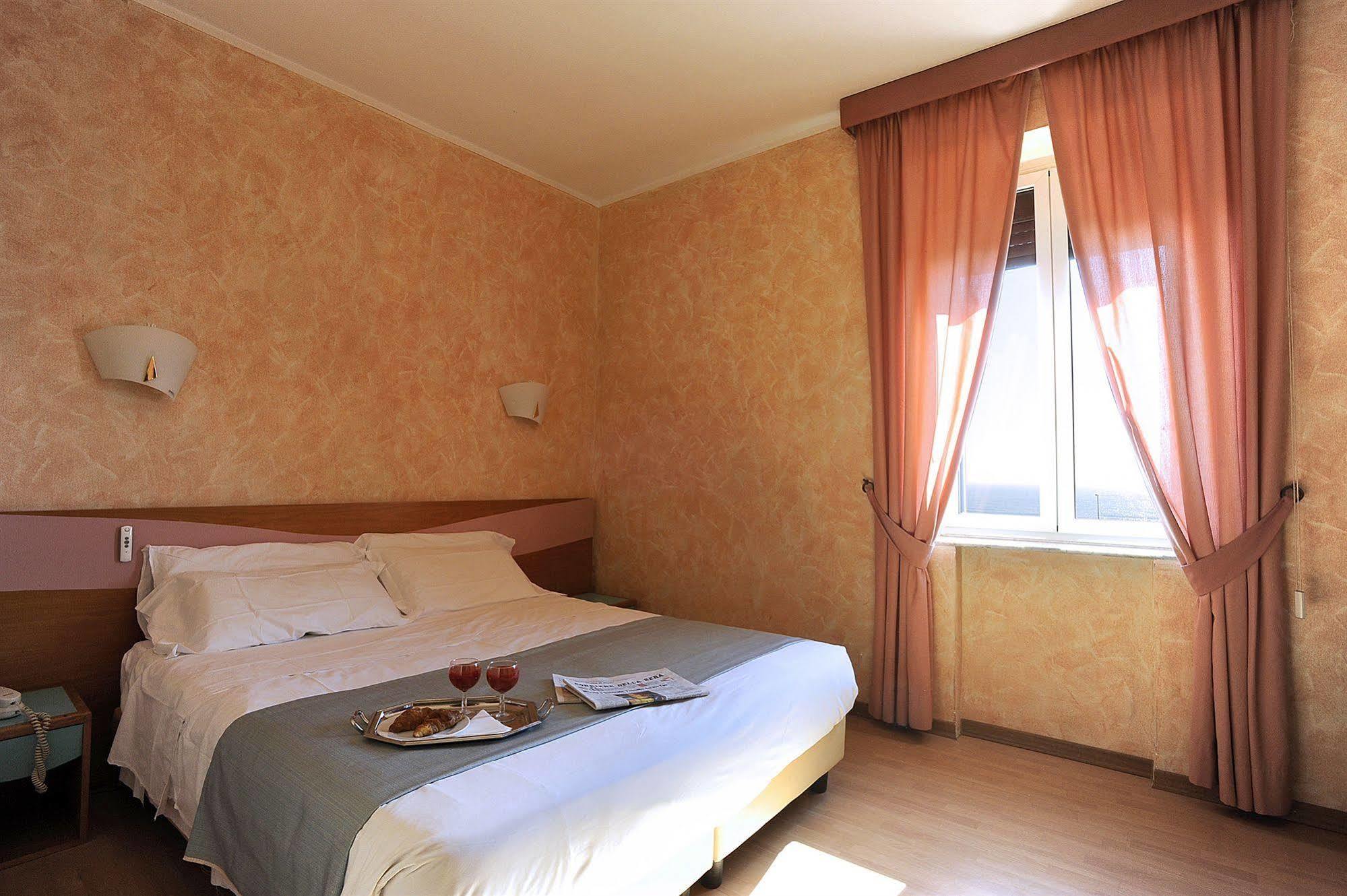 Hotel Bellavista Lido di Ostia Exterior foto